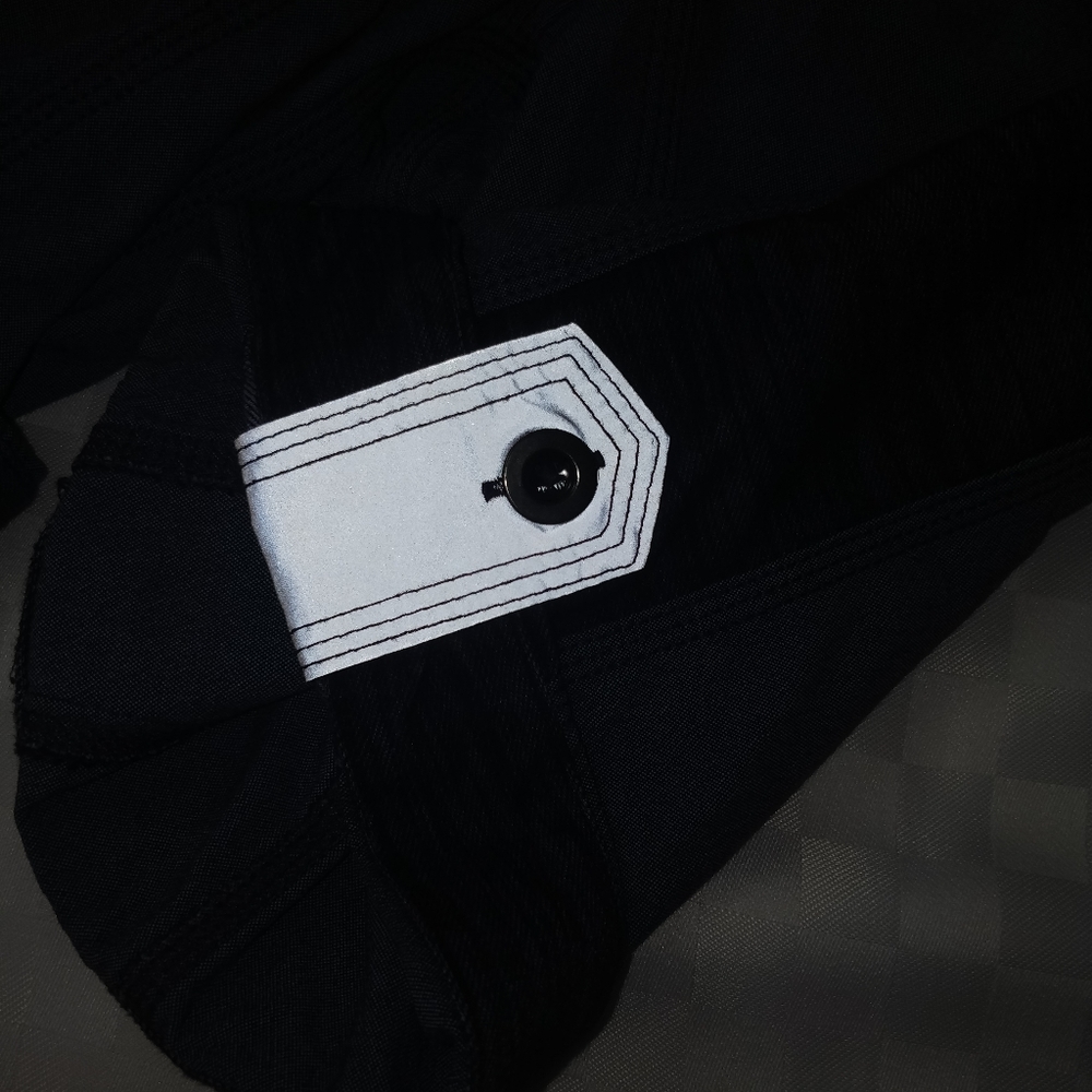 Lululemon Ride On Reflective Shorts - Picture 10 of 10